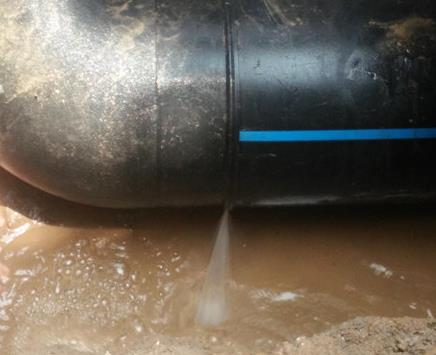 赤城楼顶渗水维修公司为大家分享下赤城卫生间漏水维修修补技术!